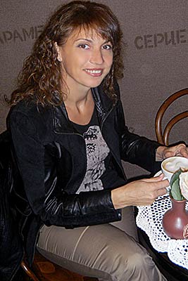 Joyful woman Anjela from Kiev (Ukraine), 56 yo, hair color dark brown