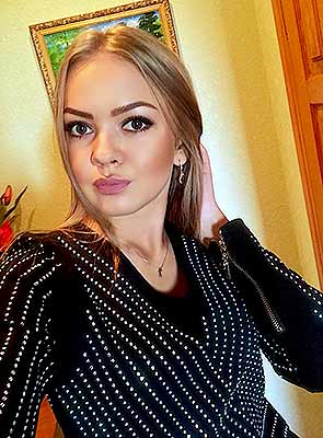Nice bride Irina from Vinnitsa (Ukraine), 26 yo, hair color brown