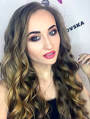 Creative bride Galina from Odessa (Ukraine), 30 yo, hair color light brown