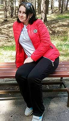Open lady Ekaterina from Severodonetsk (Ukraine), 37 yo, hair color black