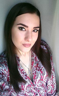 Eneretic bride Kseniya from Donetsk (Ukraine), 30 yo, hair color dark brown