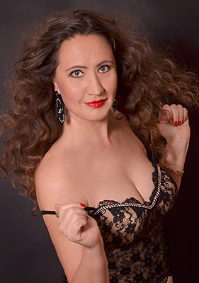 Polite lady Tat'yana from Kiev (Ukraine), 48 yo, hair color brown-haired