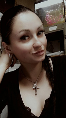 Divorced wife Alena from Lugansk (Ukraine), 34 yo, hair color peroxide blonde