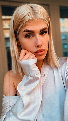 Honest bride Liya from Kharkov (Ukraine), 27 yo, hair color peroxide blonde
