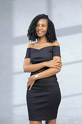 Successful woman Irena from Kampala (Uganda), 33 yo, hair color black