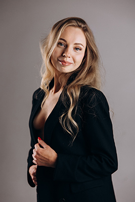 Kind girl Marina from Melitopol (Ukraine), 30 yo, hair color blonde