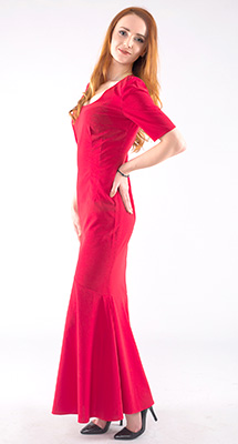 Serious woman Ol'ga from Kiev (Ukraine), 36 yo, hair color red-haired