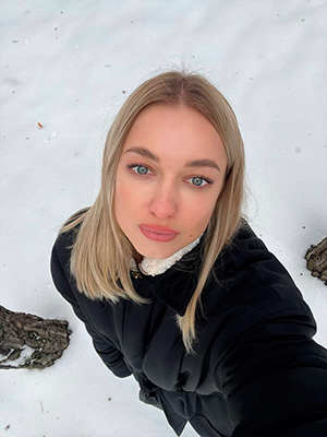 Positive girl Aleksandra from Kiev (Ukraine), 24 yo, hair color blonde