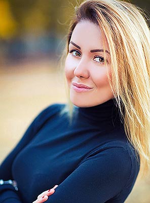 Kind lady Elena from Kiev (Ukraine), 38 yo, hair color blonde