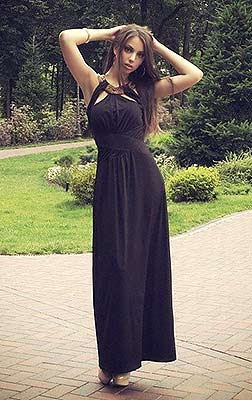 Passionate girl Irina from Kiev (Ukraine), 27 yo, hair color brunette