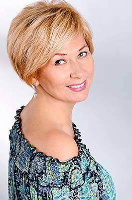 Cheerful woman Natal'ya from Kiev (Ukraine), 64 yo, hair color peroxide blonde