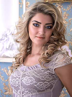 Intelligent bride Elena from Kirovograd (Ukraine), 40 yo, hair color blonde