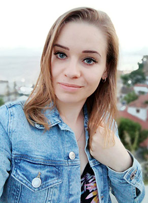 Intelligent bride Yuliya from Antalya (Turkey), 37 yo, hair color light brown