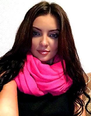 Extremely girl Kristina from Mariupol (Ukraine), 32 yo, hair color black