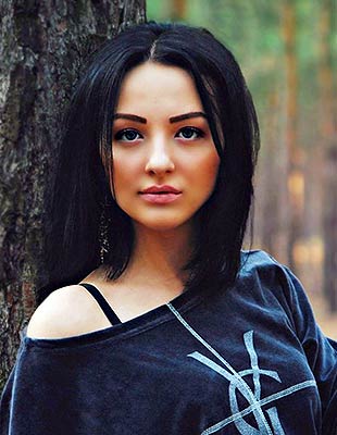 Persistent lady Oksana from Nikolaev (Ukraine), 31 yo, hair color black