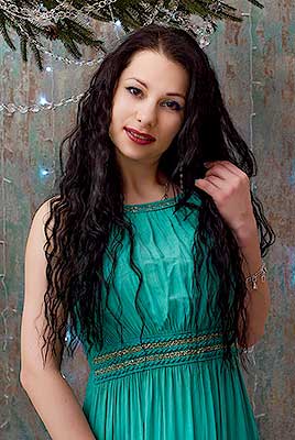 Romantic lady Irina from Nikolaev (Ukraine), 45 yo, hair color black