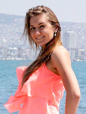 Friendly bride Katya from Odessa (Ukraine), 34 yo, hair color brown