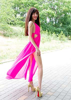 Talented wife Diana from Odessa (Ukraine), 30 yo, hair color black