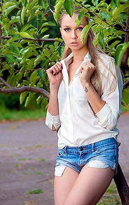 Gemini lady Anastasiya from Odessa (Ukraine), 31 yo, hair color blonde