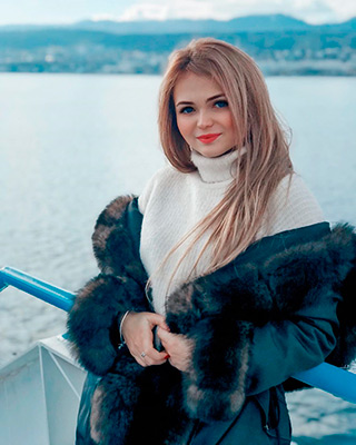 Smart girl Kristina from Kiev (Ukraine), 25 yo, hair color blonde