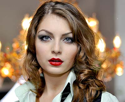 Romantic girl Dar'ya from Poltava (Ukraine), 30 yo, hair color light brown