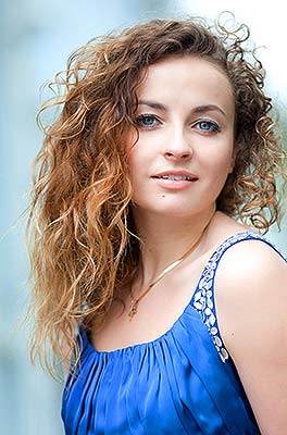 Attractive bride Ekaterina from Kiev (Ukraine), 32 yo, hair color brown