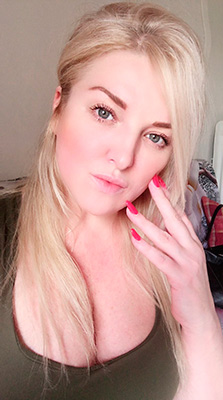 Beautiful woman Anna from Berdyansk (Ukraine), 49 yo, hair color blonde