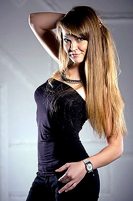 Calm girl Dar'ya from Kiev (Ukraine), 33 yo, hair color light brown