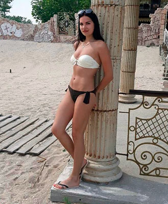 Sportive lady Anastasiya in bikini from Kharkov (Ukraine), 31 yo, hair color brunette