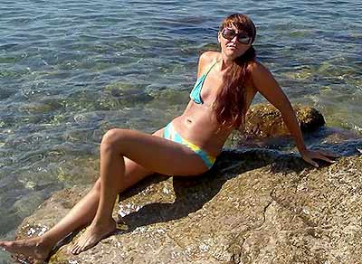Cheerful lady Elena in bikini from Severodonetsk (Ukraine), 50 yo, hair color chestnut