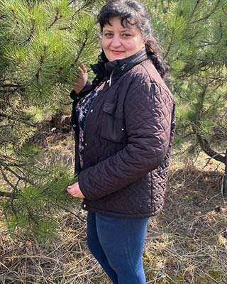 Sunny bride Elena from Alchevsk (Ukraine), 48 yo, hair color black