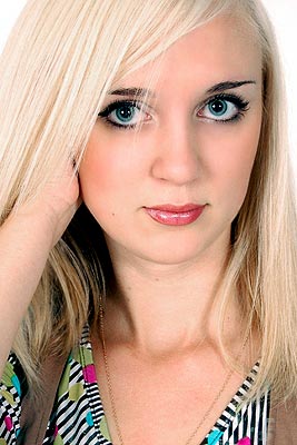 Desire girl Anna from Alushta (Russia), 35 yo, hair color blonde