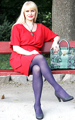 Feminine lady Elena from Belaya Tserkov (Ukraine), 56 yo, hair color blonde