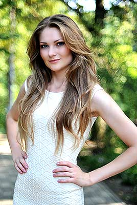 Optimistic bride Nina from Kiev (Ukraine), 32 yo, hair color brown