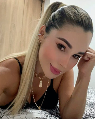 Loved bride Claudia from Medellin (Colombia), 45 yo, hair color brown