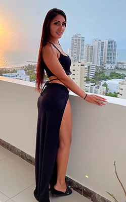 Independent woman Ana Rita from Medellin (Colombia), 34 yo, hair color black