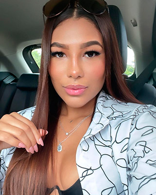 Vivid wife Maria Alejandra from Medellin (Colombia), 20 yo, hair color brown