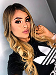 Light Wife Laura from Medellin