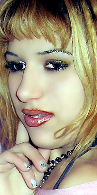 Devoted lady Nune from Erevan (Armenia), 38 yo, hair color blonde