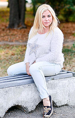 Sweet woman Irina from Sinelnikovo (Ukraine), 52 yo, hair color blonde