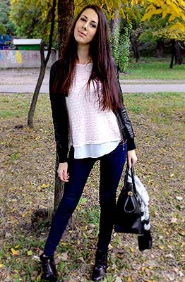 Lovely girl Viktoriya from Dnepropetrovsk (Ukraine), 29 yo, hair color brunette