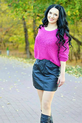 Happiness wife Yuliya from Brovary (Ukraine), 43 yo, hair color black