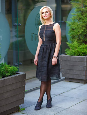 Dreamy wife Anna from Dnipro (Ukraine), 48 yo, hair color blonde