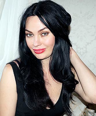 Communicative woman Elena from Donetsk (Ukraine), 50 yo, hair color black