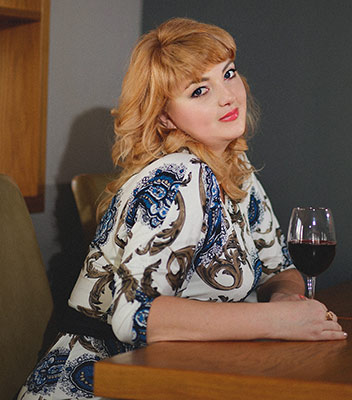 Realistic lady Elena from Berdyansk (Ukraine), 49 yo, hair color blonde