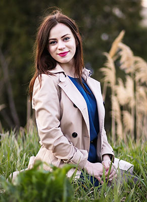 Honest girl Marina from Krasnodar (Russia), 28 yo, hair color chestnut