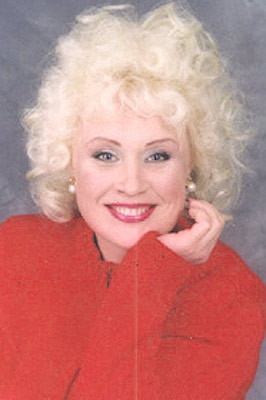 Familyoriented lady Alla from St. Petersburg (Russia), 66 yo, hair color blonde