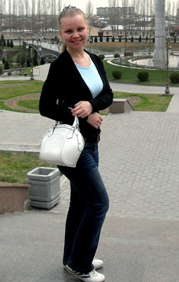 Nice woman Anna from Tashkent (Uzbekistan), 43 yo, hair color blond