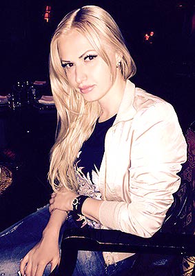 Sexual bride Tat'yana from Zaporozhye (Ukraine), 35 yo, hair color peroxide blonde