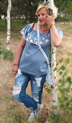 Cheerful lady Natal'ya from Mariupol (Ukraine), 57 yo, hair color peroxide blonde